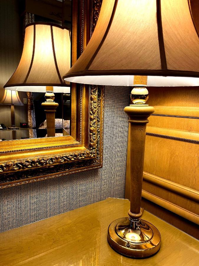 Celebrity Hotel Дедвуд Екстер'єр фото